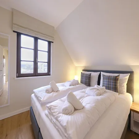 וילה Reetland Am - Premium Reetdachvilla Mit 3 Schlafzimmern, Sauna Und Kamin H08