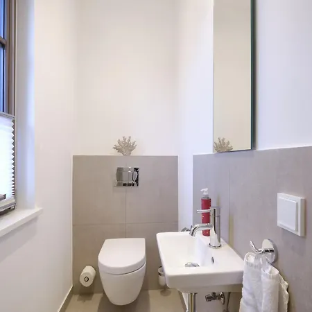 Reetland Am - Premium Reetdachvilla Mit 3 Schlafzimmern, Sauna Und Kamin H08